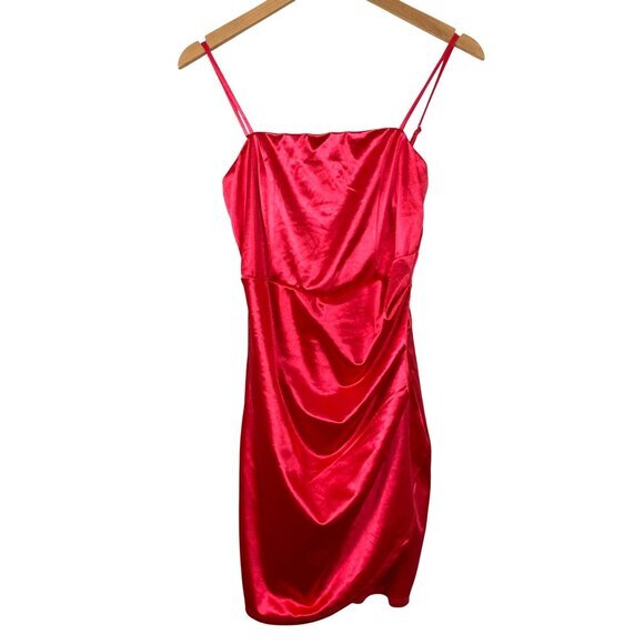 LOVE, NICKIE LEW Fuchsia Satin Mini Dress Size MEDIUM Adjustable Straps‎ NWOT - Picture 1 of 7